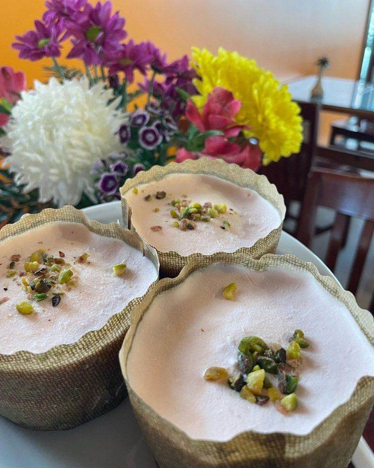 Momo dumplings served at Northern Himalayan Cafe